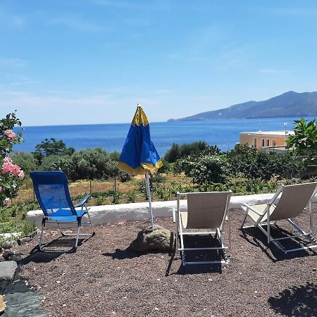 Villa Insolia Santa Marina Salina Eksteriør billede