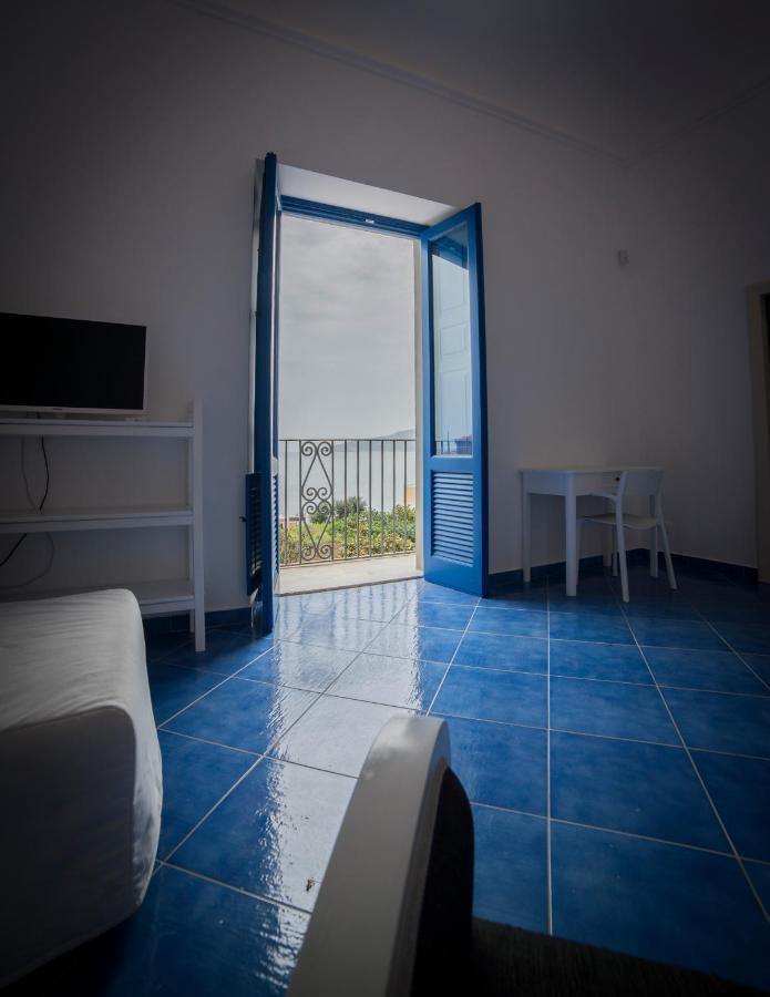Villa Insolia Santa Marina Salina Eksteriør billede