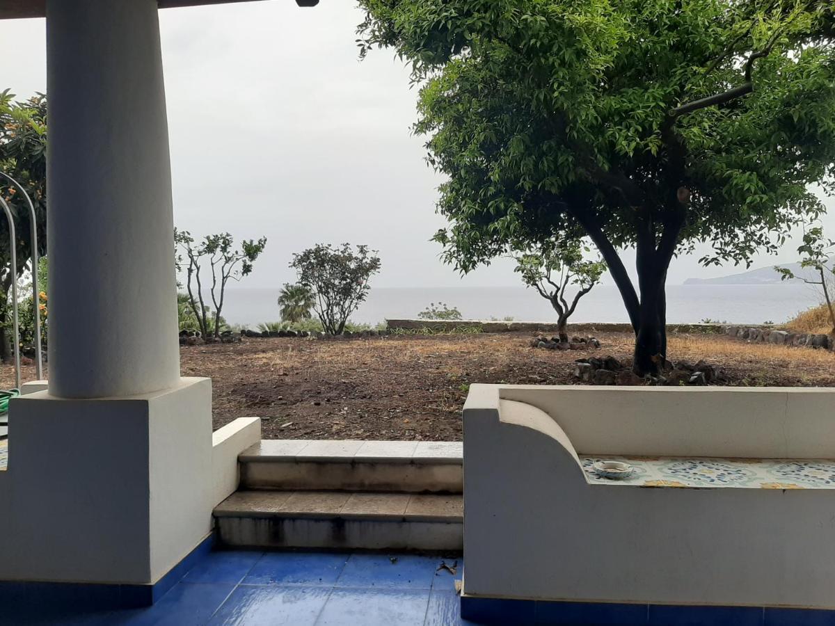 Villa Insolia Santa Marina Salina Eksteriør billede