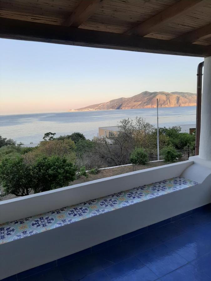 Villa Insolia Santa Marina Salina Eksteriør billede