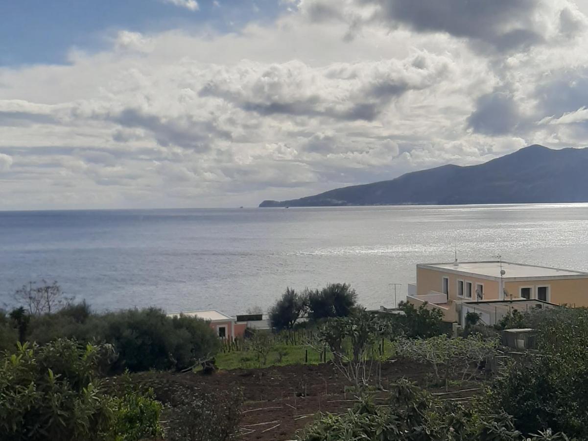 Villa Insolia Santa Marina Salina Eksteriør billede