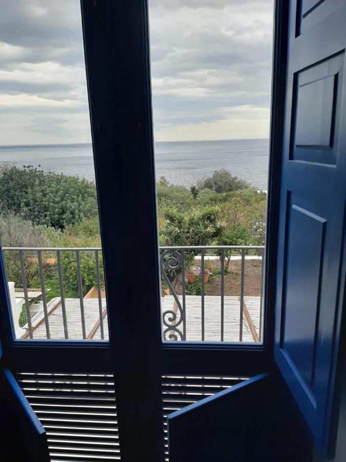 Villa Insolia Santa Marina Salina Eksteriør billede