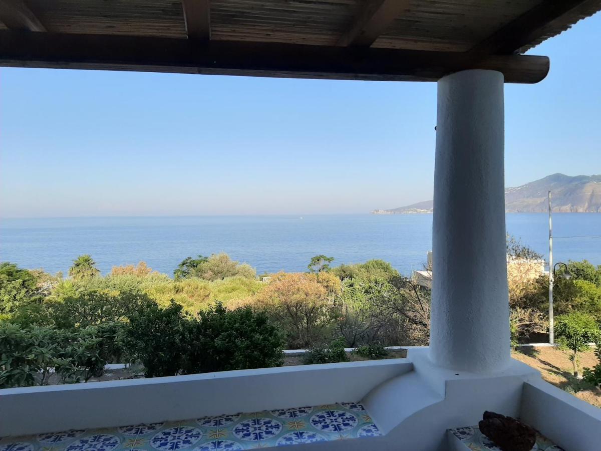 Villa Insolia Santa Marina Salina Eksteriør billede