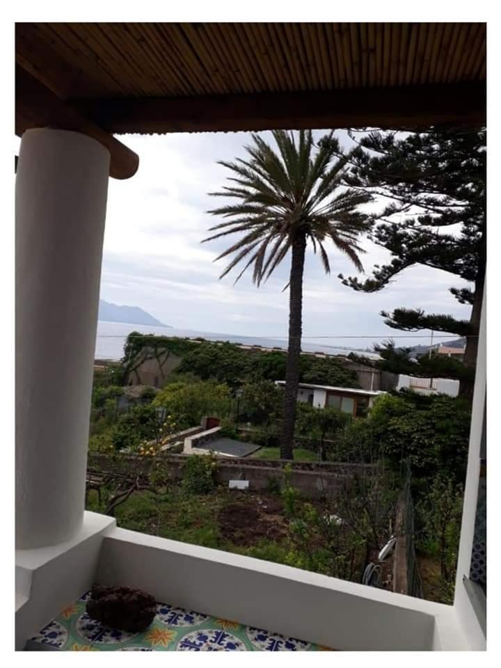 Villa Insolia Santa Marina Salina Værelse billede